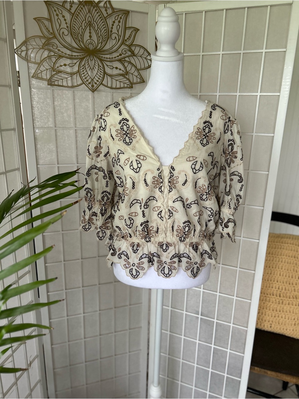 🌾✨ Anthropologie Embroidered Boho Peplum Top | Women’s Medium | Pre-Loved ✨🌾